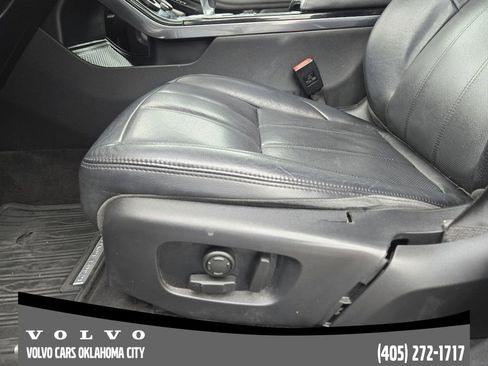 Used 2020 Land Rover Range Rover Evoque SE AWD/4WD image 24