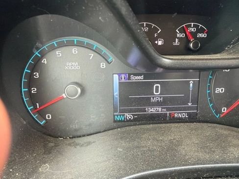 Used 2018 Chevrolet Colorado Z71 w/ Z71 Midnight Edition AWD/4WD image 8