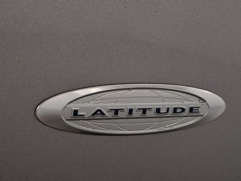 Used 2017 Jeep Patriot Latitude FWD image 22