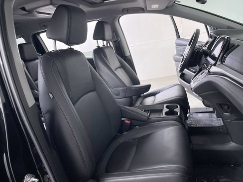 Used 2023 Honda Odyssey Touring image 24