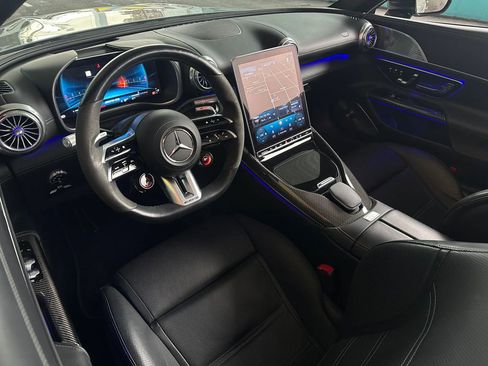 Used 2022 Mercedes-Benz SL 63 AMG 4MATIC w/ AMG Aerodynamic Package image 5