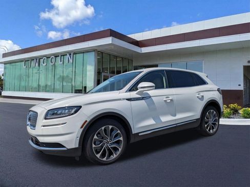 Certified 2023 Lincoln Nautilus Reserve w/ Equipment Group 201A image 11