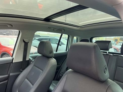 Used 2017 Volkswagen Tiguan Wolfsburg Edition image 17