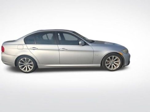 Used 2011 BMW 328i Sedan RWD image 8