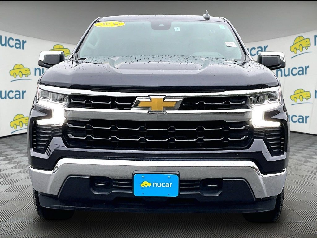Used 2024 Chevrolet Silverado 1500 LT AWD/4WD image 2