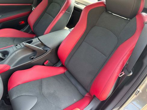 New 2025 Nissan Z Performance w/ Floor Mat Package image 13