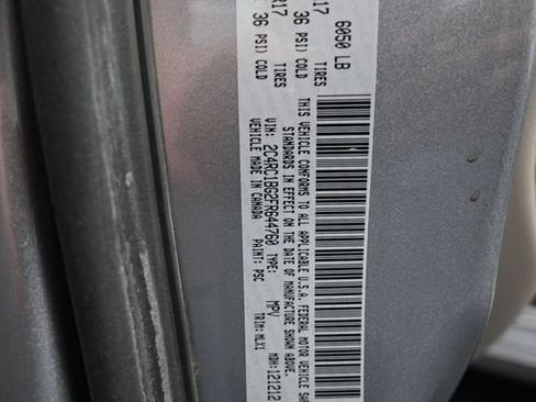 Used 2015 Chrysler Town & Country Touring FWD image 45