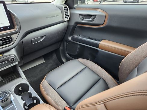 New 2025 Ford Bronco Sport Outer Banks w/ Outer Banks Tech Package+ image 15