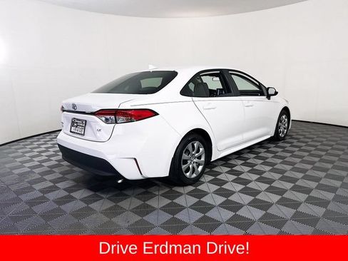 Certified 2025 Toyota Corolla LE FWD image 22