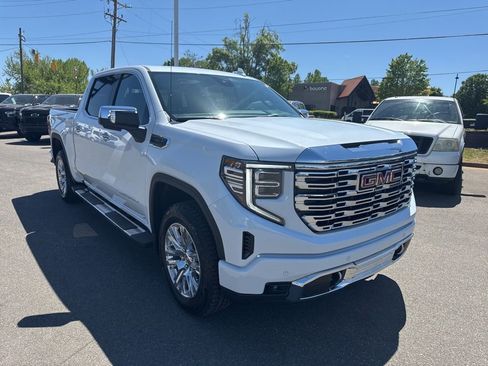 New 2026 GMC Sierra 1500 Denali AWD/4WD image 7