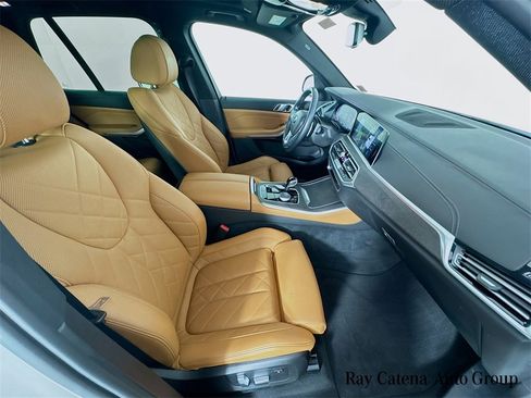 Certified 2023 BMW X5 xDrive40i w/ Parking Assistance Package image 29