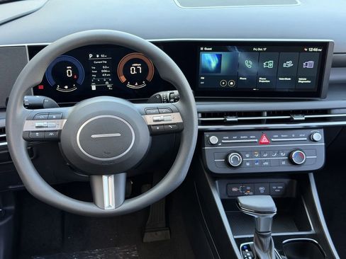 New 2026 Hyundai Tucson SE image 12