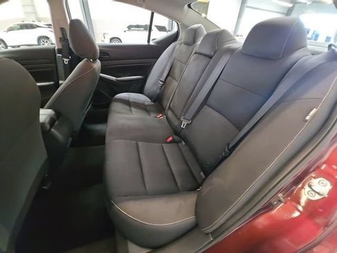 Used 2025 Nissan Altima 2.5 SV FWD image 22