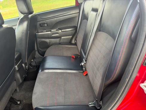 Used 2025 Mitsubishi Outlander Sport ES AWD/4WD image 30