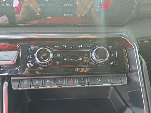 Used 2026 GMC Sierra 2500 Denali w/ Technology Package AWD/4WD image 21