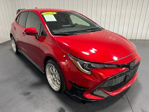 Used 2021 Toyota Corolla SE w/ Special Edition image 19
