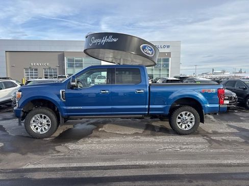 Used 2022 Ford F250 Limited w/ FX4 Off-Road Package image 2