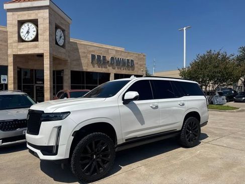 Used 2021 Cadillac Escalade Sport Platinum w/ LPO, ONYX Package AWD/4WD image 1