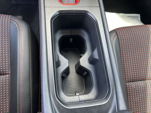 Used 2025 Nissan Kicks SR FWD image 20