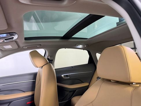 Used 2025 Hyundai Sonata Limited image 27