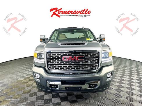 Used 2018 GMC Sierra 2500 Denali w/ Duramax Plus Package image 2