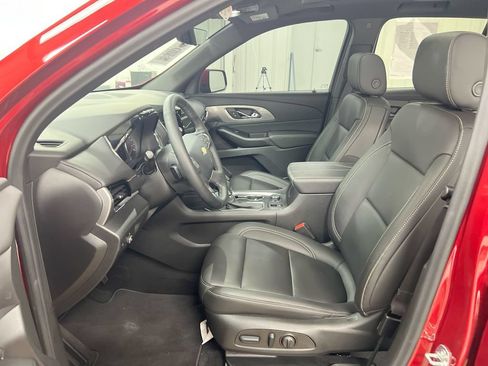Used 2023 Chevrolet Traverse LT w/ LT Premium Package AWD/4WD image 20