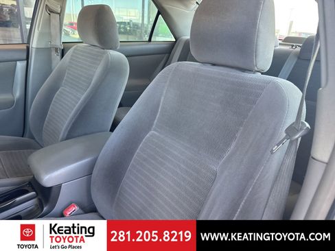 Used 2005 Toyota Camry LE image 15