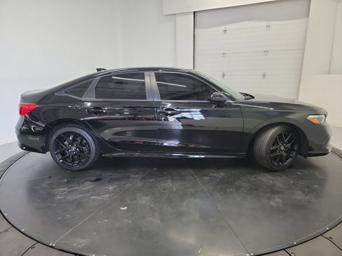 Used 2024 Honda Civic Sport image 11