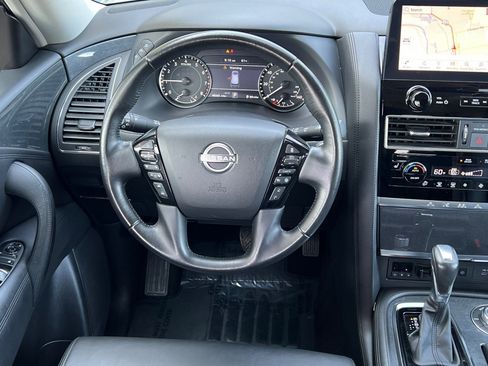Used 2023 Nissan Armada SV image 11
