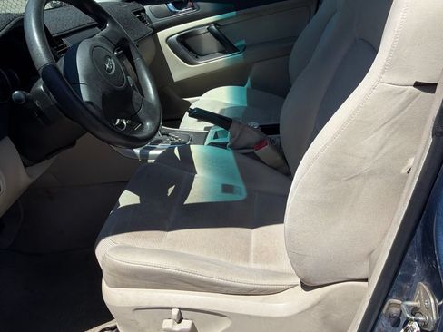 Used 2007 Subaru Legacy 2.5i Special Edition AWD/4WD image 3