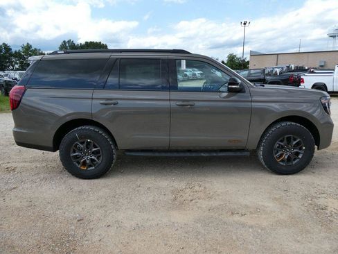New 2026 Ford Expedition Tremor AWD/4WD image 2