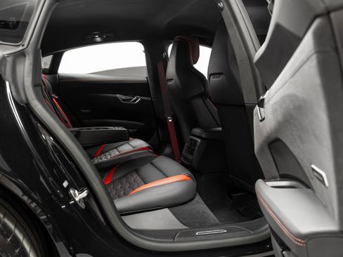 Used 2023 Audi RS e-tron GT image 25