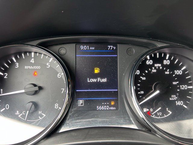 Used 2019 Nissan Rogue SV w/ Premium Package FWD image 10