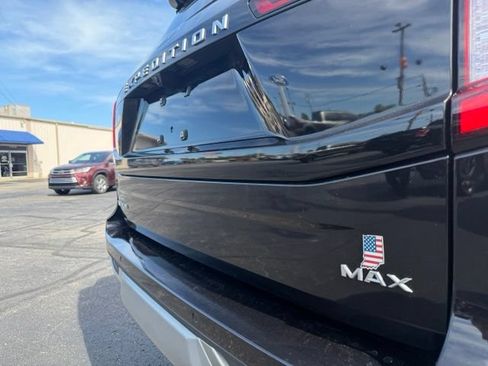Used 2025 Ford Expedition Max Platinum w/ Platinum Ultimate Package AWD/4WD image 8