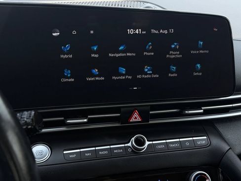 Used 2023 Hyundai Elantra Limited FWD image 27