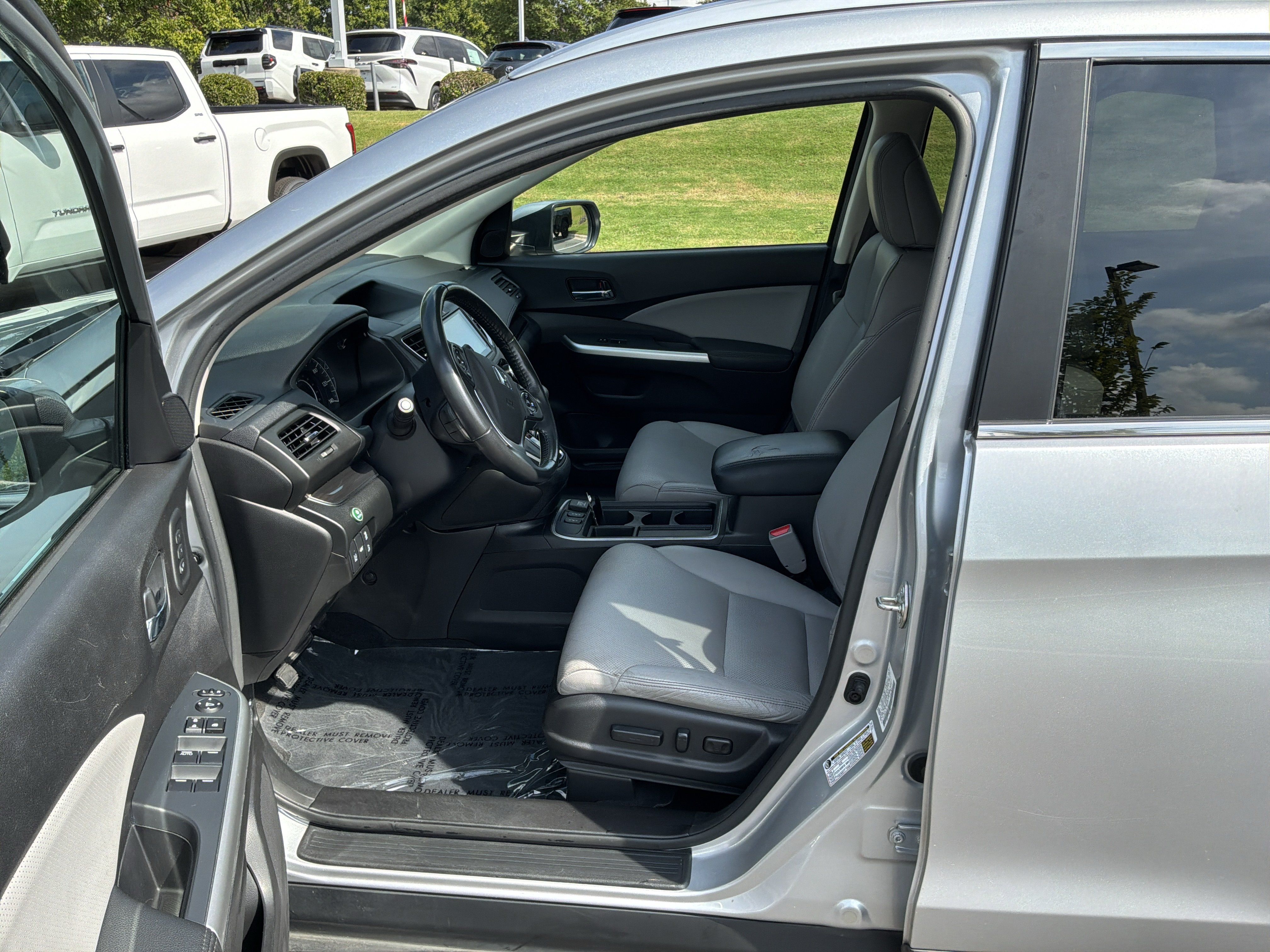 Used 2015 Honda CR-V Touring image 16