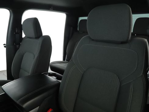 Certified 2022 RAM 1500 Big Horn image 4