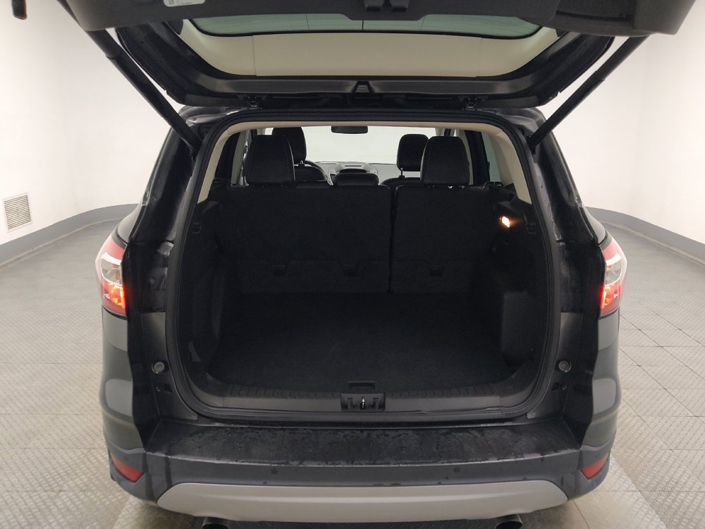 Used 2018 Ford Escape Titanium w/ Ford Safe & Smart Package AWD/4WD image 29
