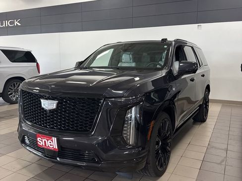 Used 2025 Cadillac Escalade Sport Platinum image 1