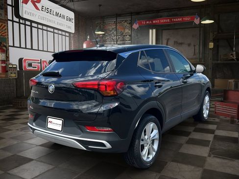 Certified 2021 Buick Encore GX Preferred w/ Cold Weather Comfort Package FWD image 3