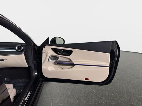 Used 2024 Mercedes-Benz CLE 300 4MATIC Coupe image 22