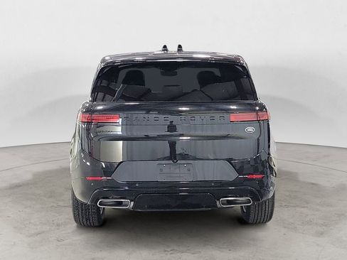 Used 2023 Land Rover Range Rover Sport SE Dynamic image 4