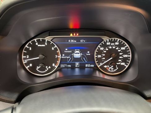 Used 2023 Nissan Altima 2.5 SR w/ SR Premium Package AWD/4WD image 8