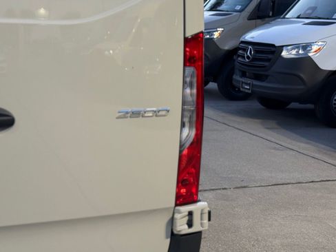 New 2026 Mercedes-Benz Sprinter 2500 image 13