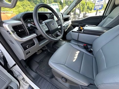 New 2026 Ford F350 XL w/ XL Chrome Package AWD/4WD image 18