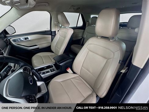 Used 2020 Ford Explorer XLT w/ Equipment Group 202A image 21