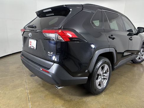 Used 2025 Toyota RAV4 XLE image 14