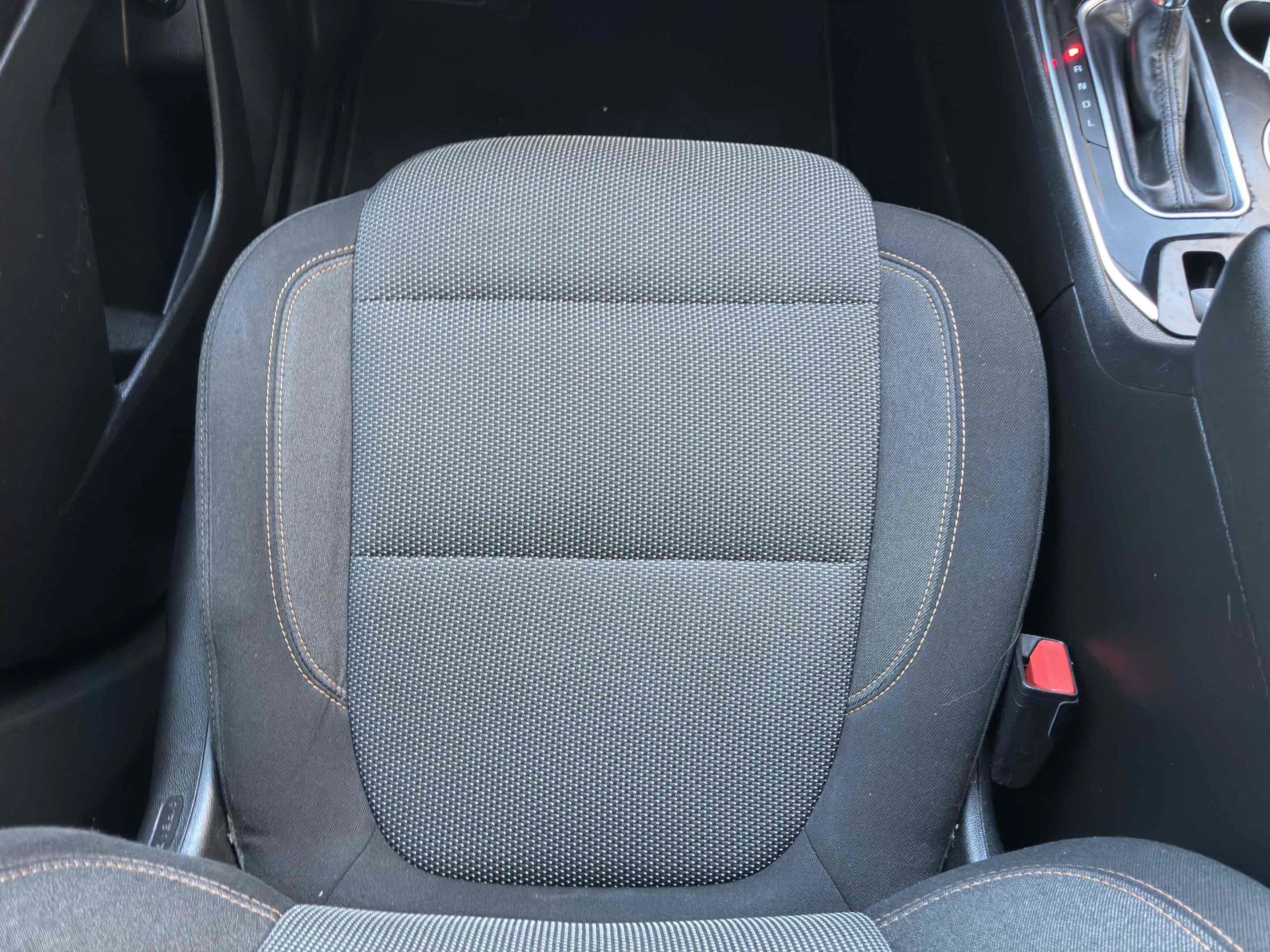 Used 2019 Chevrolet Traverse LT FWD image 41