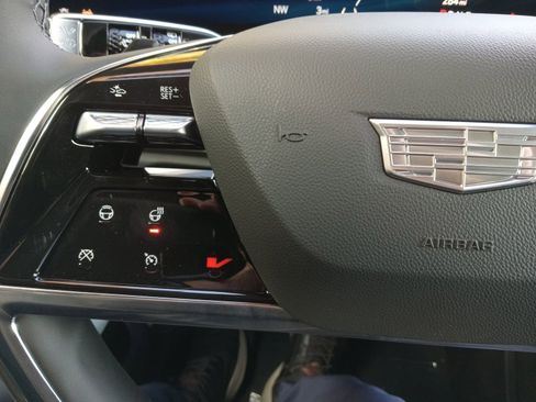 New 2026 Cadillac Vistiq Sport image 21