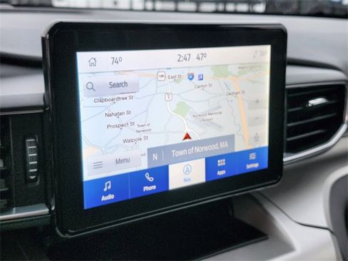 Certified 2022 Ford Explorer XLT w/ Equipment Group 202A image 22